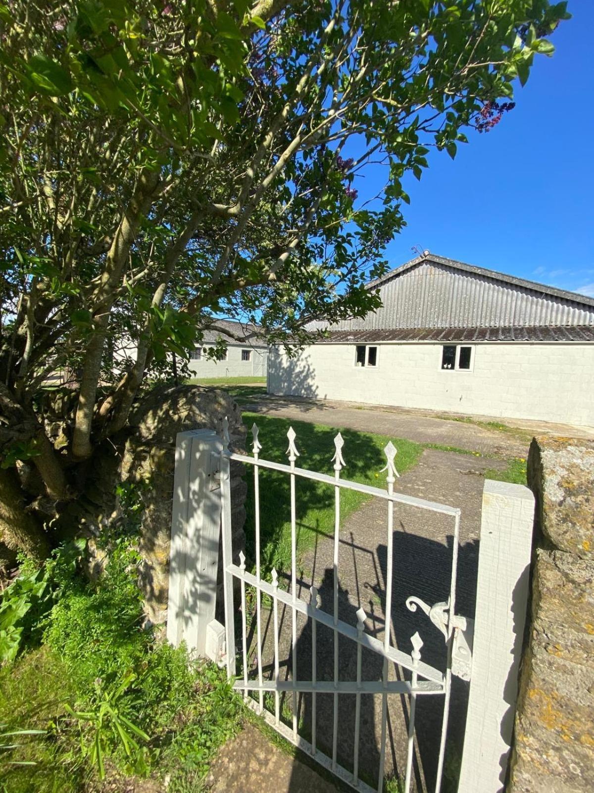 The Barn At Church Farm Chippenham  Exterior photo